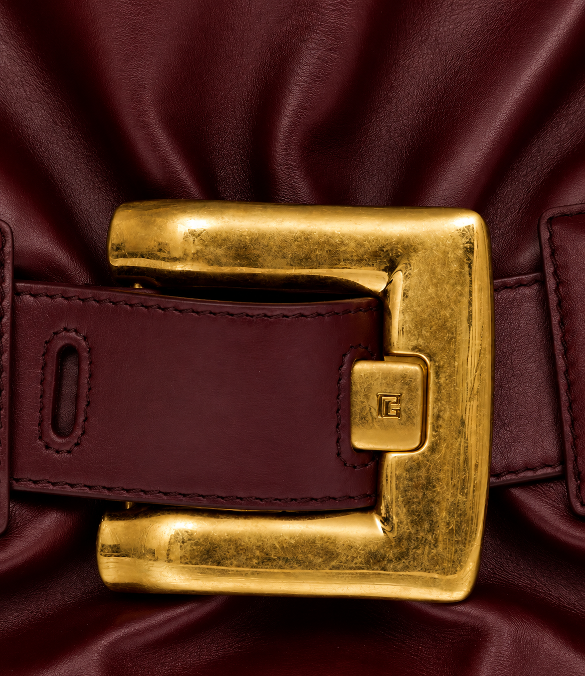 Medium Anthem bag in calfskin leather