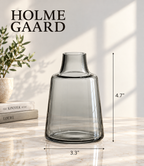 Elegant Glass Flower Vase for Modern Home Décor, Decorative Clear and Coloured Glass Vase with a Stylish Design, Ideal for Fresh Flower Arrangements, Living Room, Bedroom, Dining Table, Office and Contemporary Interior Decoration.