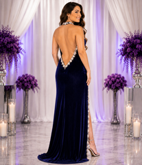 Luxury Velvet Evening Gown for Women, Navy Blue Halter Neck Floor-Length Formal Dress with Pearl & Crystal Embellished Open Back and High Side Slit